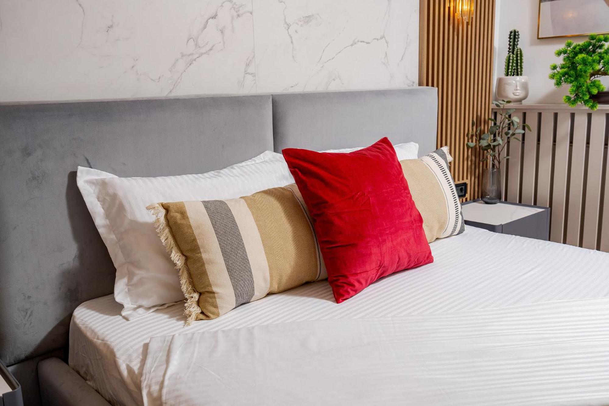 Romana Vibe Elegance In The Heart Of The City 부쿠레슈티 외부 사진